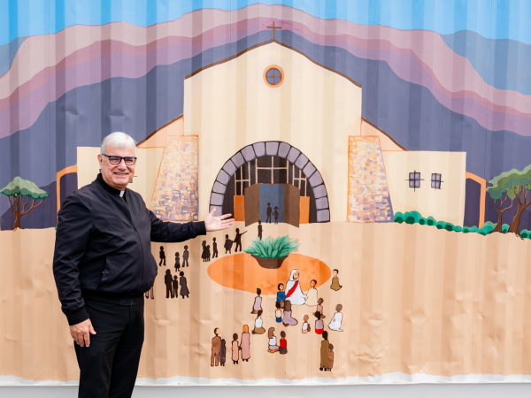 HOLY TRINITY UNVEILS NEW MURAL